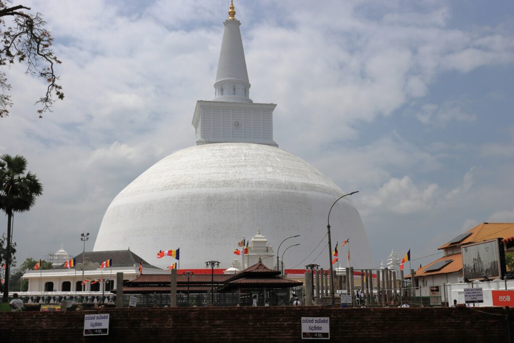 Ruwanwelisaya Stupa